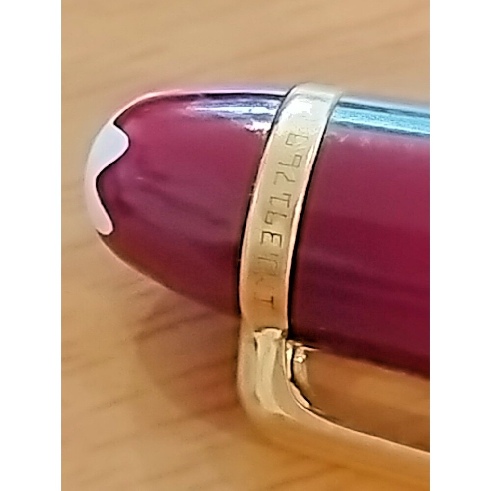 Montblanc Meisterstuck Gold Burgundy Plated Pen with Cap Rollerball Collectible - Picture 4 of 16